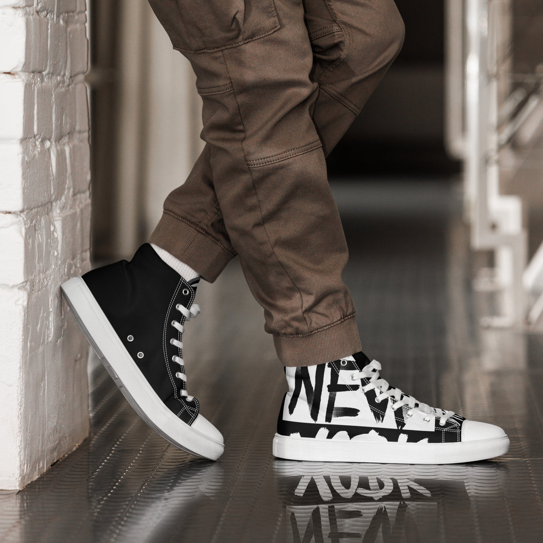 Men's High Top Sneakers 72 - ShipSneakers.com