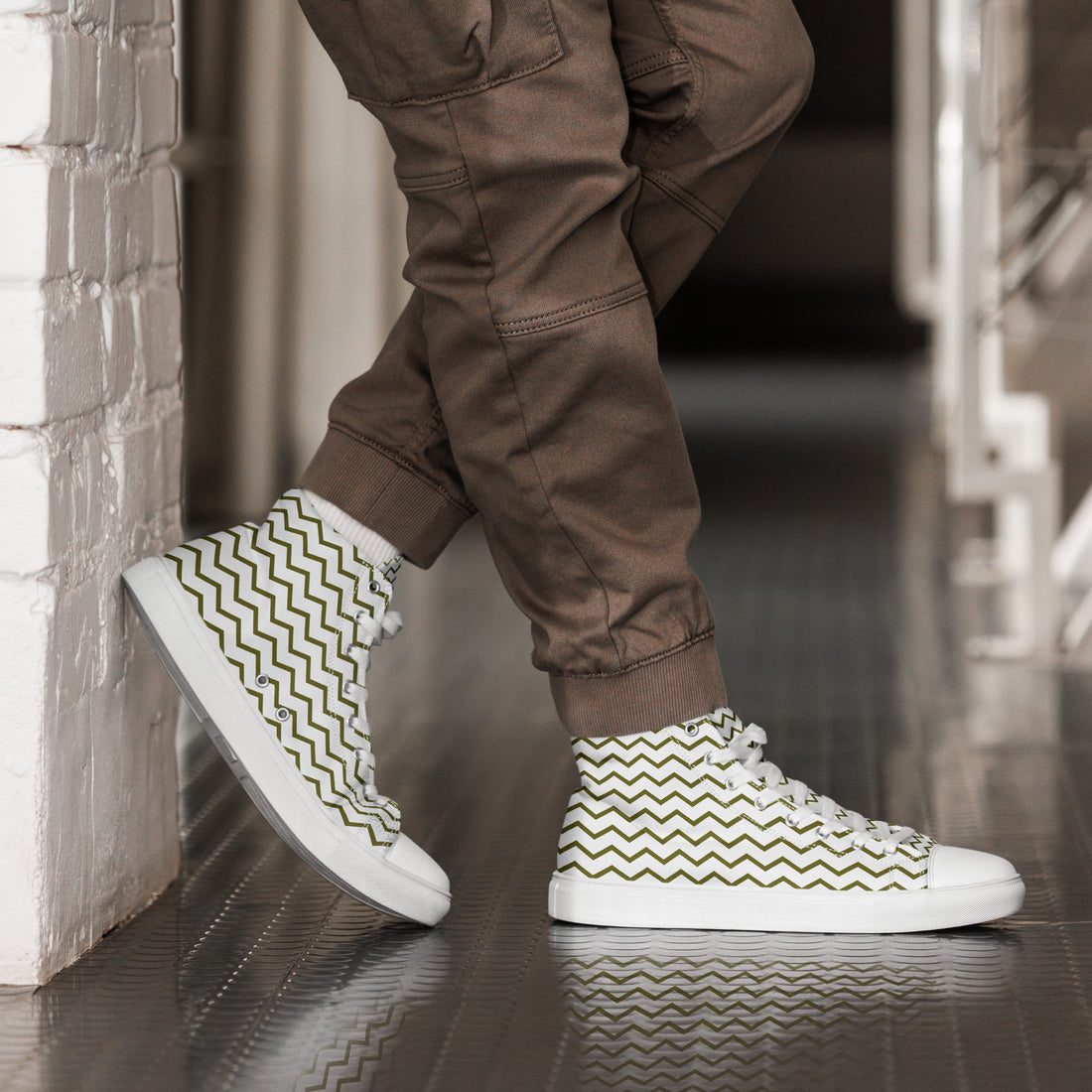 Men’s High Top Sneakers 211 - ShipSneakers.com